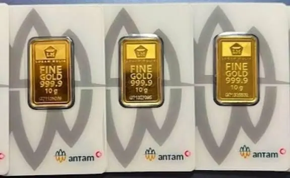 Harga Emas Antam Rabu ini Turun Rp20.000 per Gram