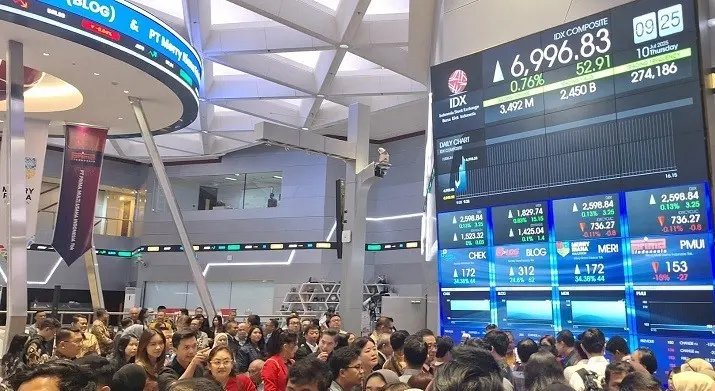 IHSG Ditutup Melonjak ke 7.000! 3 Saham Prajogo Pangestu Terbang