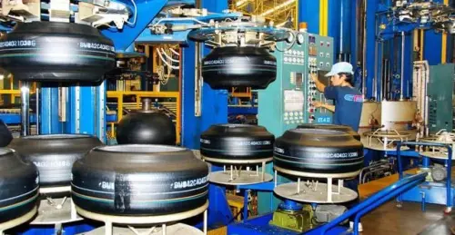 Lo Kheng Hong Borong 5,18 Juta Saham GJTL, Kepemilikan Naik Jadi 7,03%
